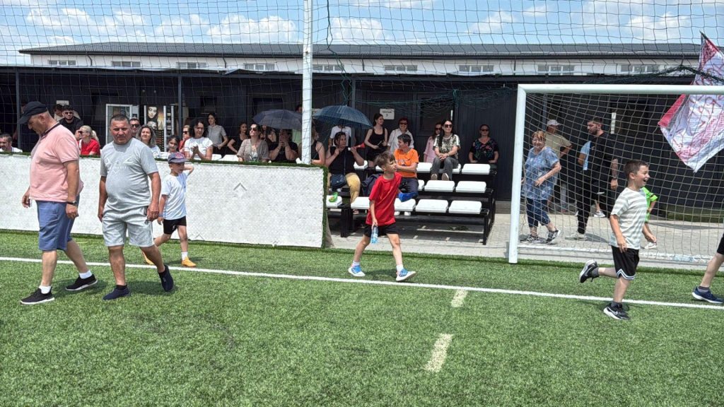 Un mediu ideal pentru performanță: Cum sprijină clubul ACS Unirea Dobroești părinții și copiii